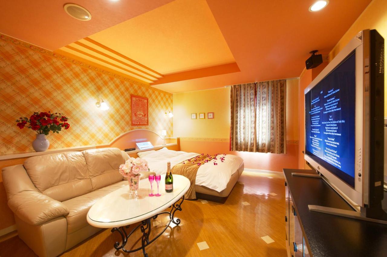 Hotel Park Inn (Adults Only) Higashimatsuyama Buitenkant foto